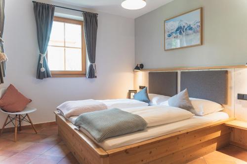 Dorfchalets - Chalet Alma inkl Tauern Spa Therme Eintritt & Sommerkarte