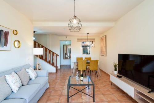 Villa Ana by Villa Plus