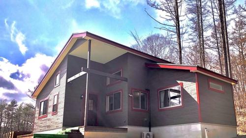 Budova, kde se prázdninový dům nachází