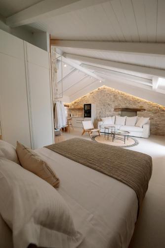 Oceanis Suites Living Parga