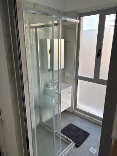 Bathroom sa Beachside Escape