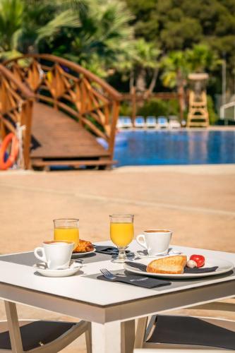 Завтрак для гостей Camping Estival Torre de la Mora