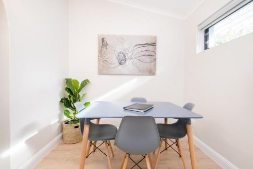 Φωτογραφία από το άλμπουμ του 10VDW Self Catering Apartments-Newly Renovated! σε Durbanville