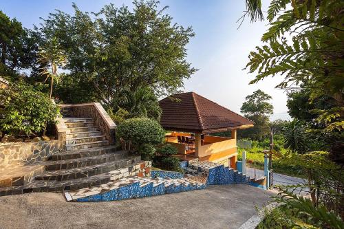 Κήπος έξω από το Private Lamai Marble Villa