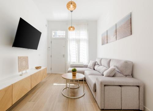 WintowinRentals Apartamento moderno y luminoso cerca de la playa de Huelin