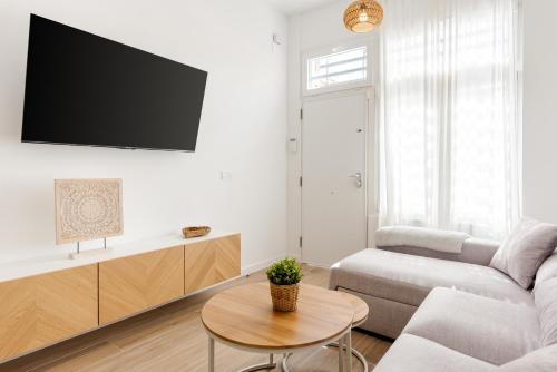 WintowinRentals Apartamento moderno y luminoso cerca de la playa de Huelin