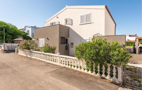 Stunning Apartment In Vrsi Mulo With Wifi