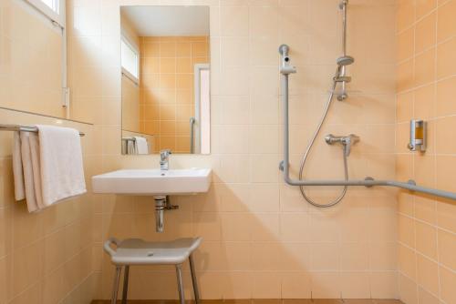 Et badeværelse på Family Residence