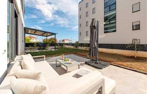 Beautiful Apartment In Zadar With Wifi