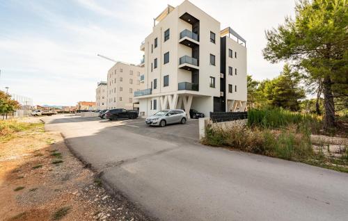 Beautiful Apartment In Zadar With Wifi