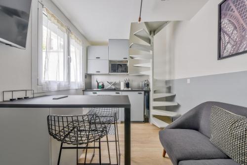 Duplex moderne à 500m des Champs-Elysées