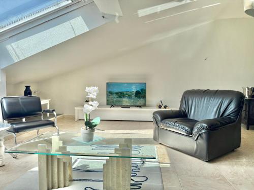 Ático Vistas Sierra Gredos con AC & Wi-Fi