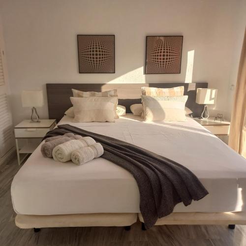 Golden Beach Penthouse, Elviria, Marbella