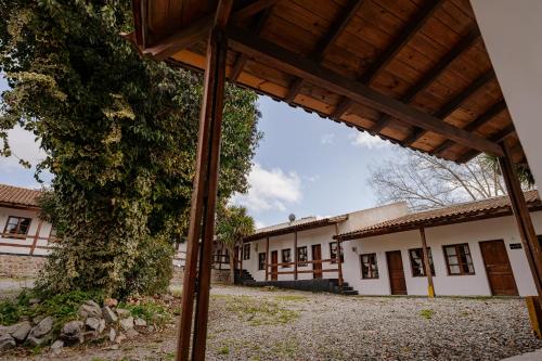 a view of the courtyard of a building at Apart Hotel Explora Tandil in Tandil