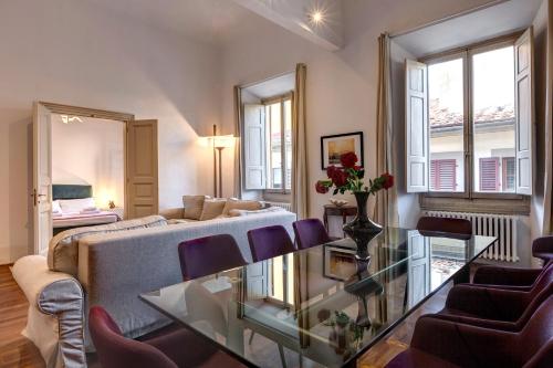 Nerone Apartment by Mamo Florence