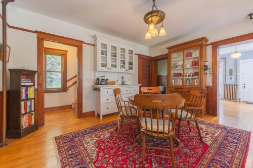 Imagen de la galería de Elsie, en Benton Harbor