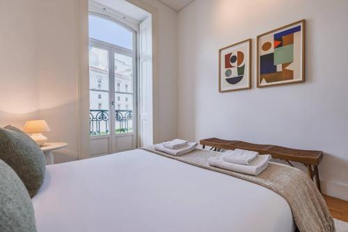 178 Stunning Parliament Views - by Feeling Inn