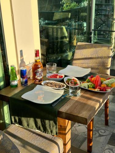 Φαγητό σε αυτό το ξενοδοχείο ή κάπου εκεί κοντά