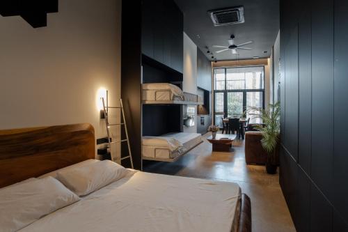 Central loft 60 m2 ideal for small families
