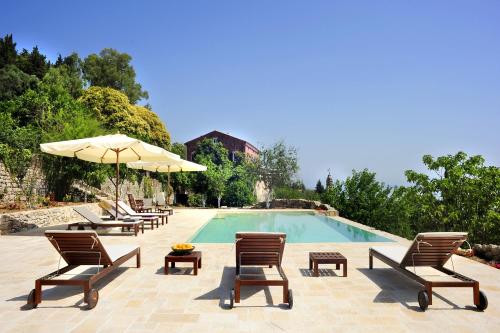 Hồ bơi trong/gần San Stefano Estate - Venetian Manor