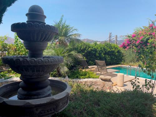Πισίνα στο ή κοντά στο Luxury Stone Villa with Private Pool