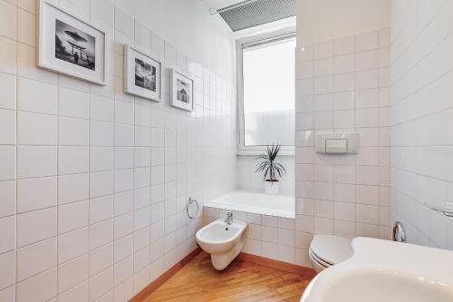 Romaviva Luxury Attic Apartment - San Giovanni in Laterano - Metro A C - Central Rome
