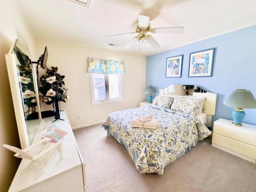 Postel nebo postele na pokoji v ubytování Grand Strand Resort PH1