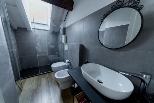 Ένα μπάνιο στο Loft Ponente Baia dei Frati