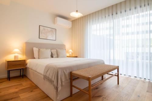 Gaia Elegant Apartment with Patio by LovelyStay