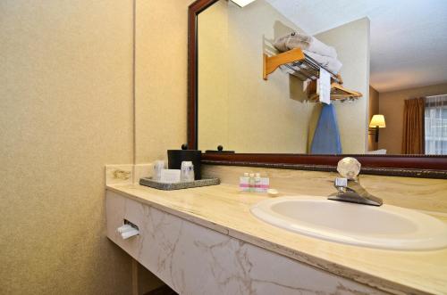 Φωτογραφία από το άλμπουμ του Best Western Pier Point Inn σε Florence