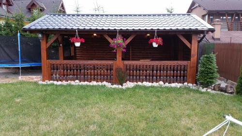 Taman di luar Villa Ďurčík