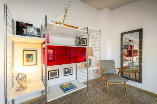 Μια τηλεόραση ή/και κέντρο ψυχαγωγίας στο Studio Janna - Palazzo Gaddi Heritage in Florence's Historic Heart