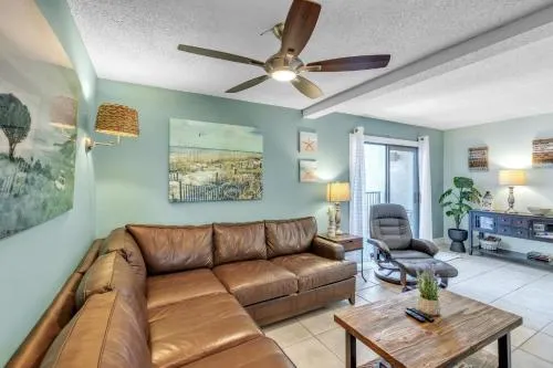 3 bed3 bath Hilton Head Haven walk to beach photo 1
