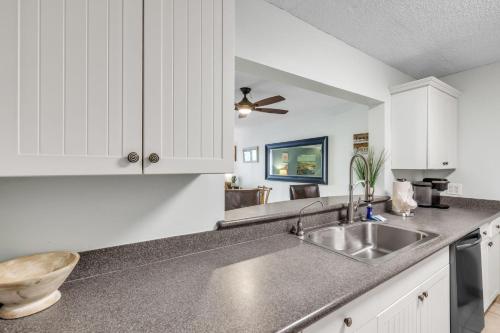3 bed3 bath Hilton Head Haven walk to beach photo 25