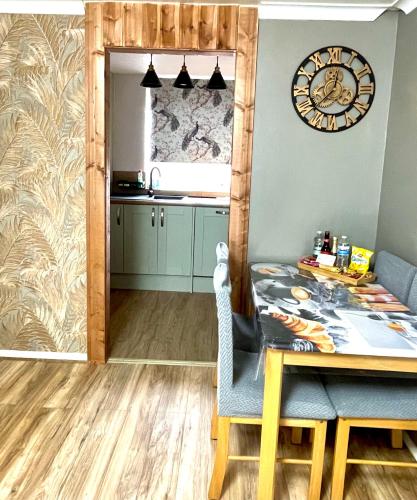 Modern Luxury apartment Liverpool photo 15
