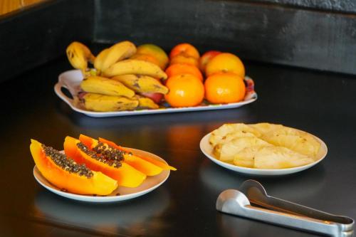 Makanan di atau berdekatan hotel