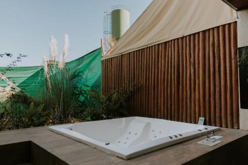 Ảnh trong thư viện ảnh của Vila Astra - jacuzzi privativa, natureza e conforto ở Alto Paraíso de Goiás
