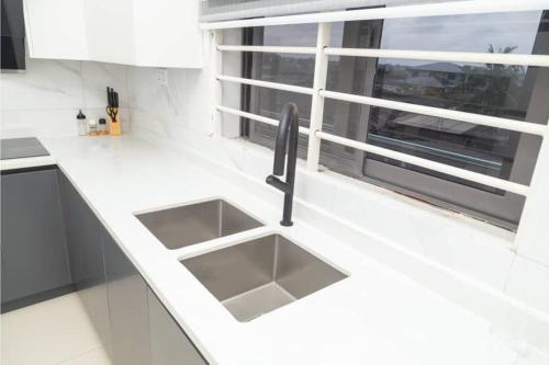 Η κουζίνα ή μικρή κουζίνα στο Efie PA Apartments