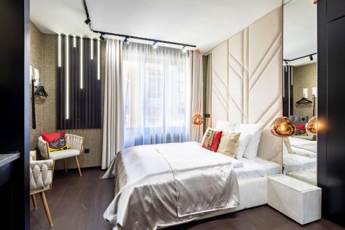 Ultra Central Luxy Studio