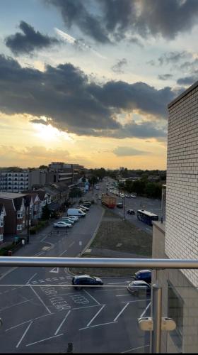 Východ nebo západ slunce při pohledu z apartmánu nebo okolí
