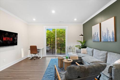 Gallery image of 4BR Townhouse King Bed Rooftop Uptown CLT in Charlotte