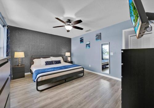 Themed Resort Home 15 min drive to Disney photo 35