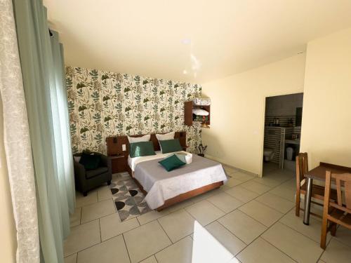 Кровать или кровати в номере Chambre Pétrel - FR-1-786-61