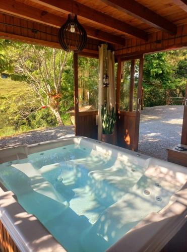 Kolam renang di atau dekat dengan Recanto Paraíso da Colina