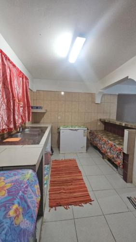Una cocina o cocineta en Le Pavillon des îles