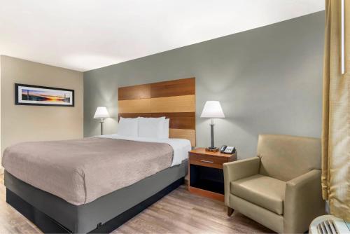 Quality Inn Loganville US Highway 78にあるベッド