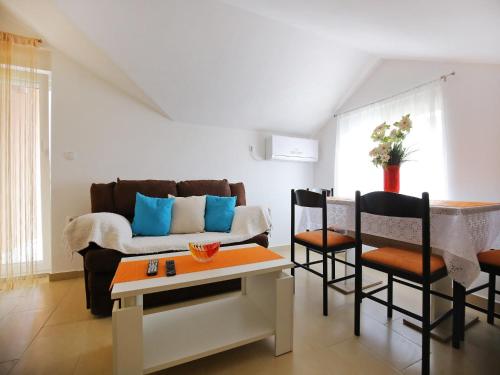 Apartments Kapetan - Standard Studio Apartment with Terrace