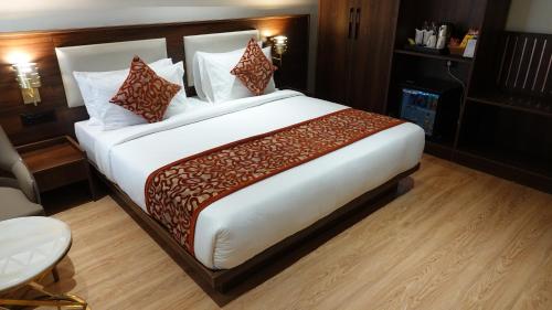 Katil atau katil-katil dalam bilik di Hotel Dayal Tower