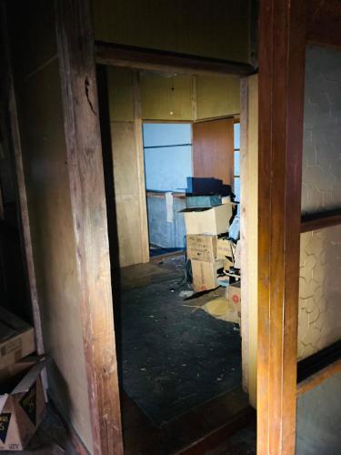 an empty room with a window in a building at Tokurajyo - Vacation STAY 15844 in Akiruno