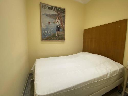 Cannes La Croisette - Studio face mer avec chambre cabine et balcon